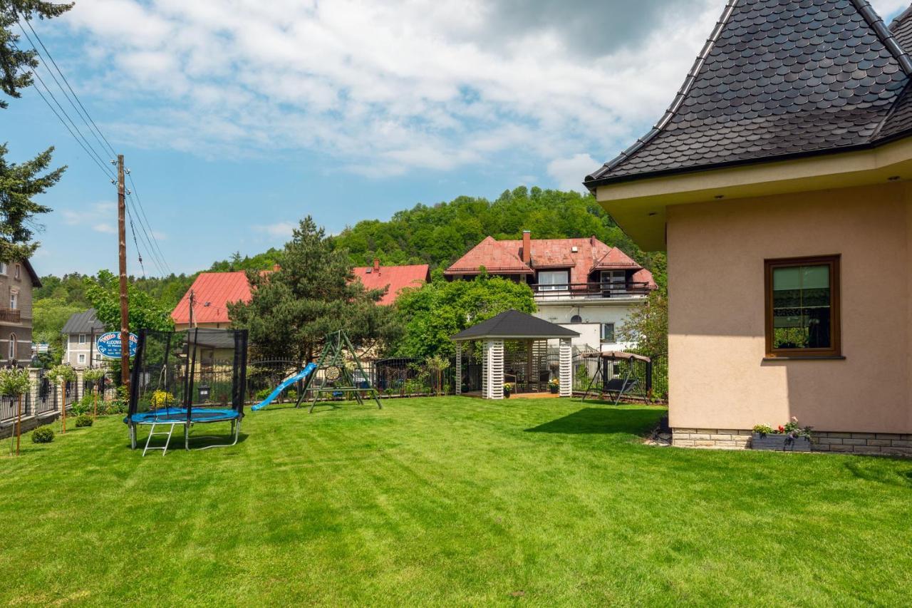 Willa Perelka Kudowa-Zdrój Buitenkant foto
